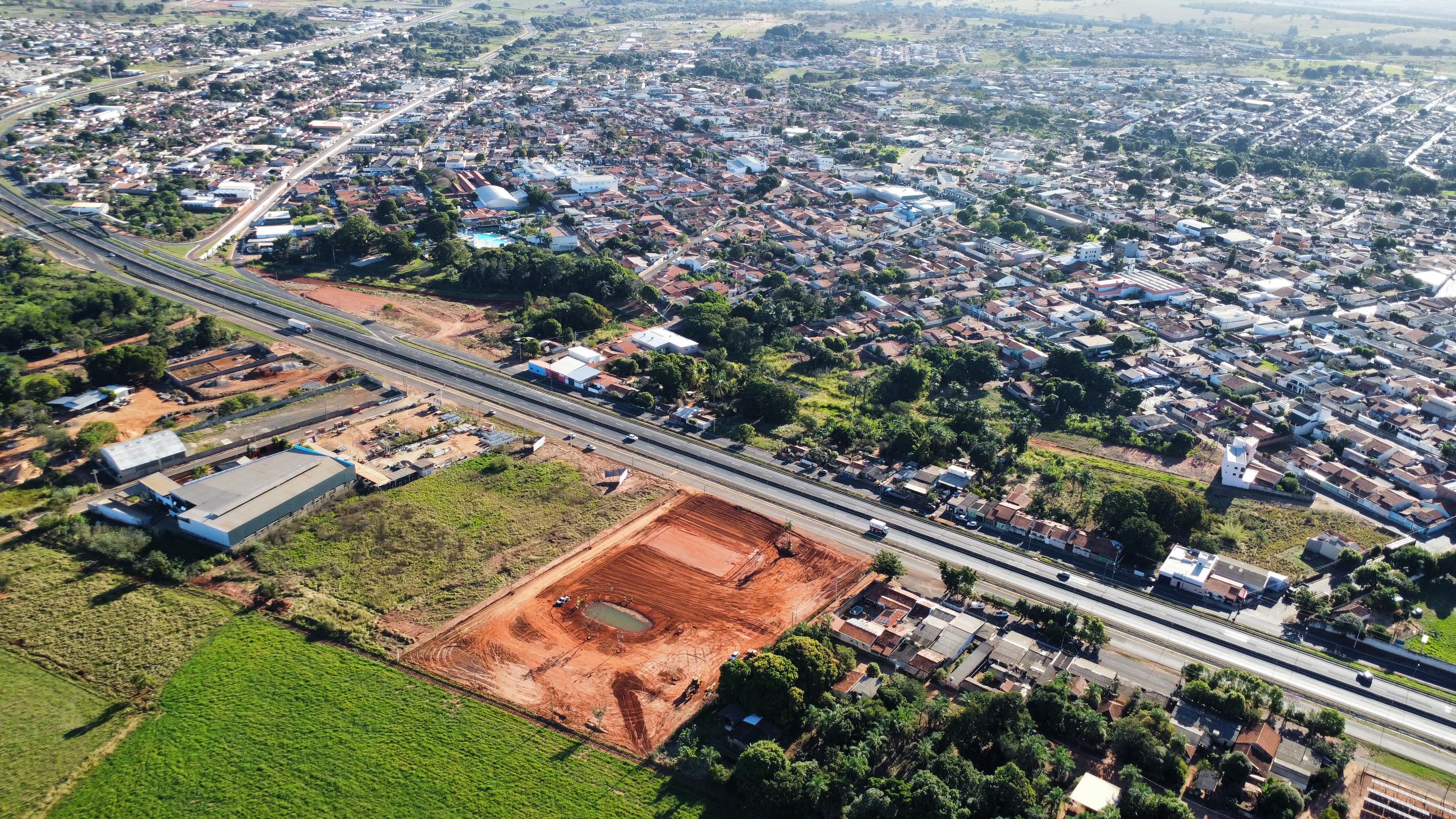 MOVTERRA operação de terraplenagem